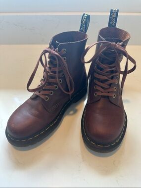 DR. MARTENS Burgundy-Brown Leather Lace-Up Boots